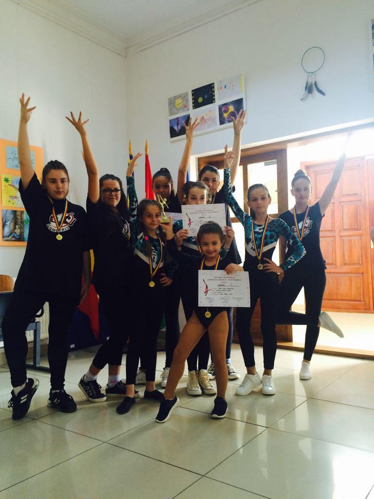 Noi premii pentru echipa de gimnastica aerobică de la Clubul Copiilor Lipova la prima ediție a Cupei ”Fair Play” Pecica